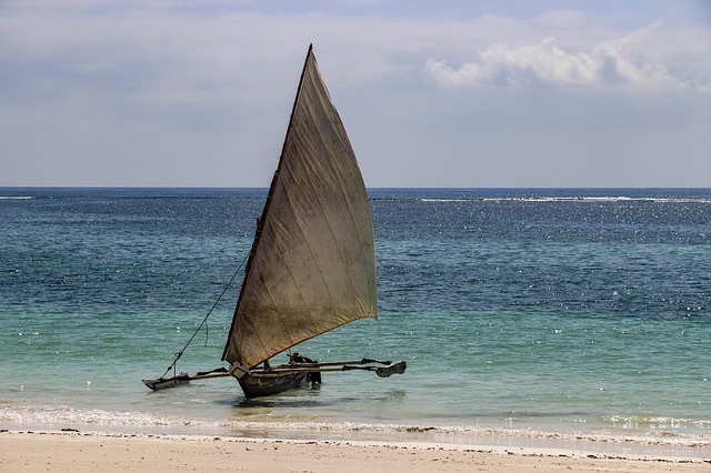 bateau artisanal au Kenya