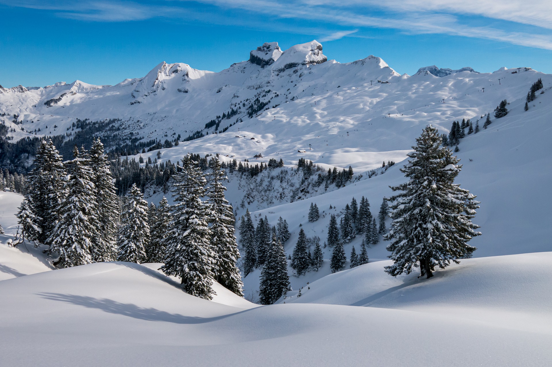 Treks et randonnées hivernales dans les Alpes