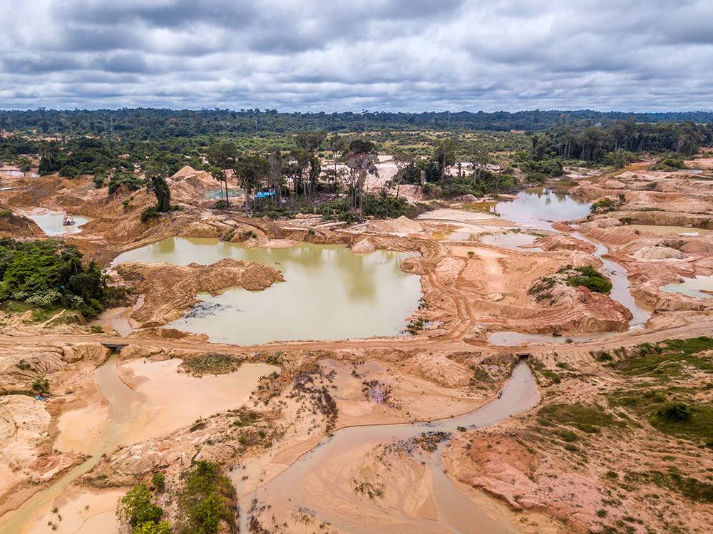 illegal-gold-mining-Amazonian- deforestation
