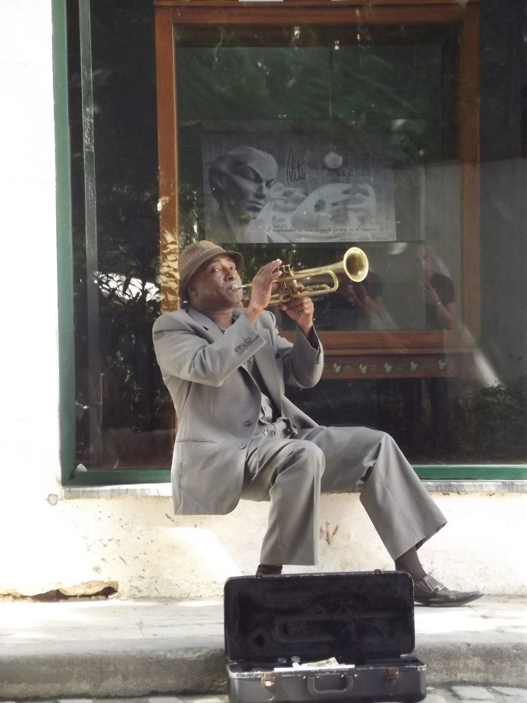 (Cuban trumpeter, Cuba, ©R-evolution)