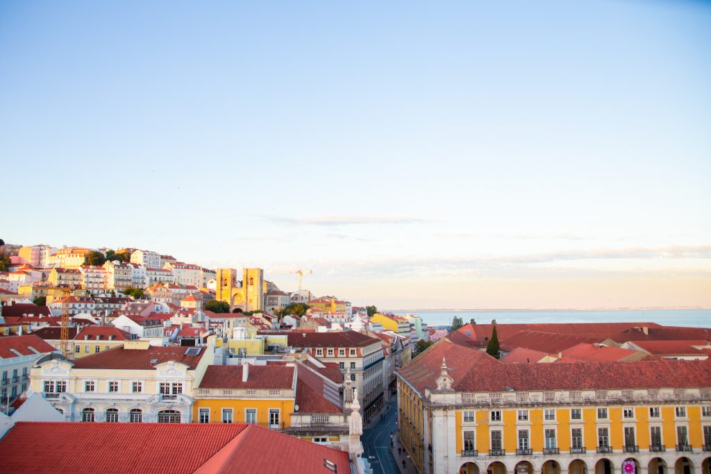 (Lisboa, the city of Ulysse @Photo by Ryutaro Tsukata from Pexels)